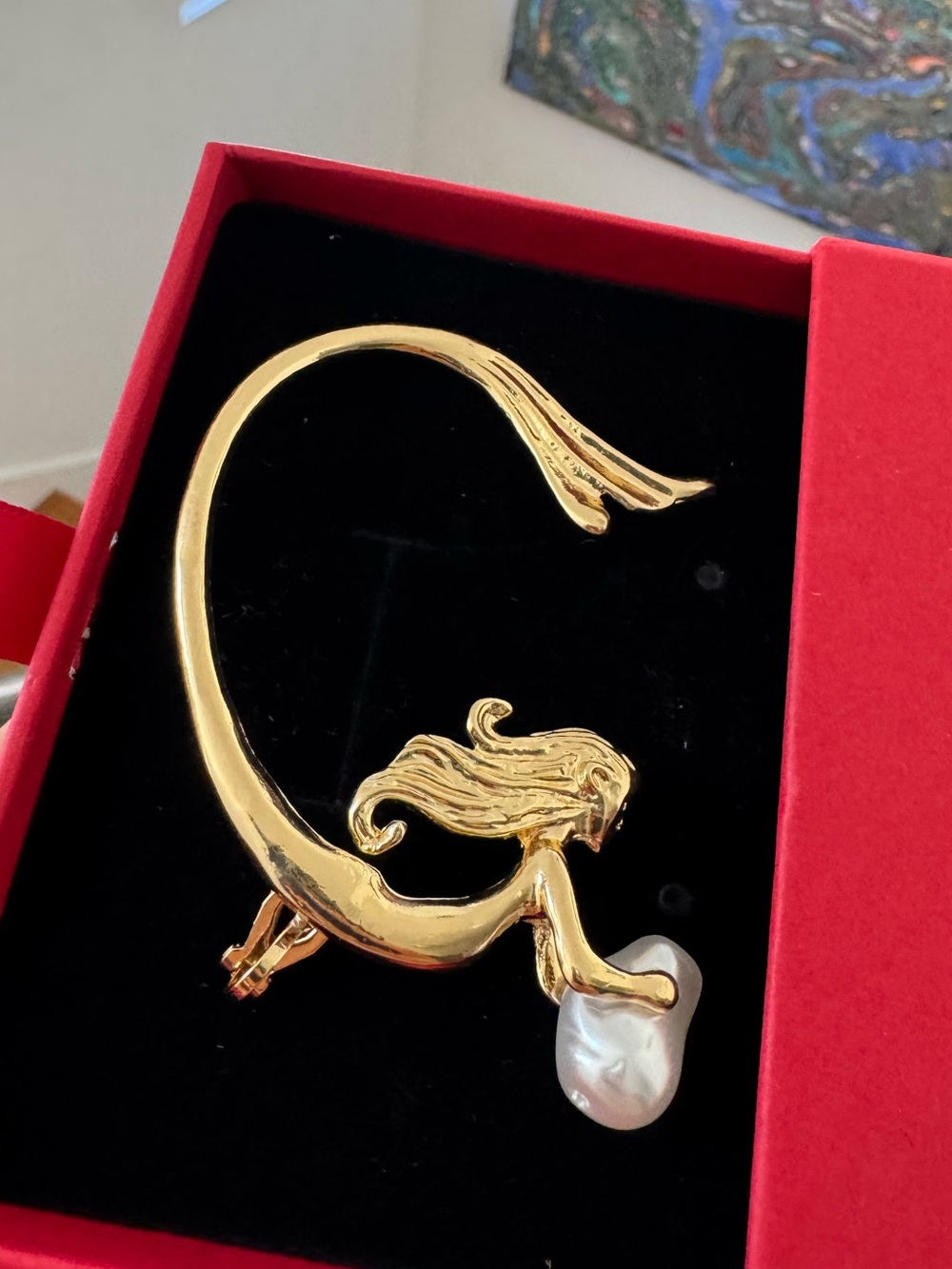 Unique Vintage Gold Mermaid Ear Cuff with Pearl Accent